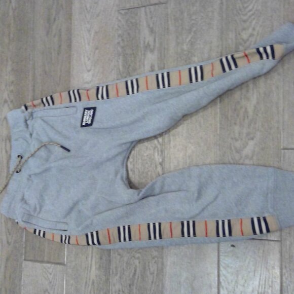 Burberry Kids matching outfit - Picture 3 of 3